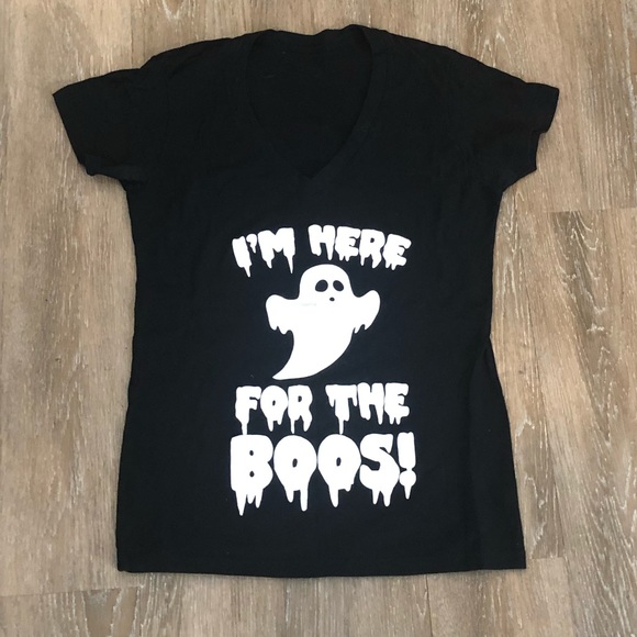 Unknown Tops - I’M HERE FOR THE BOOS Halloween V-Neck Tee